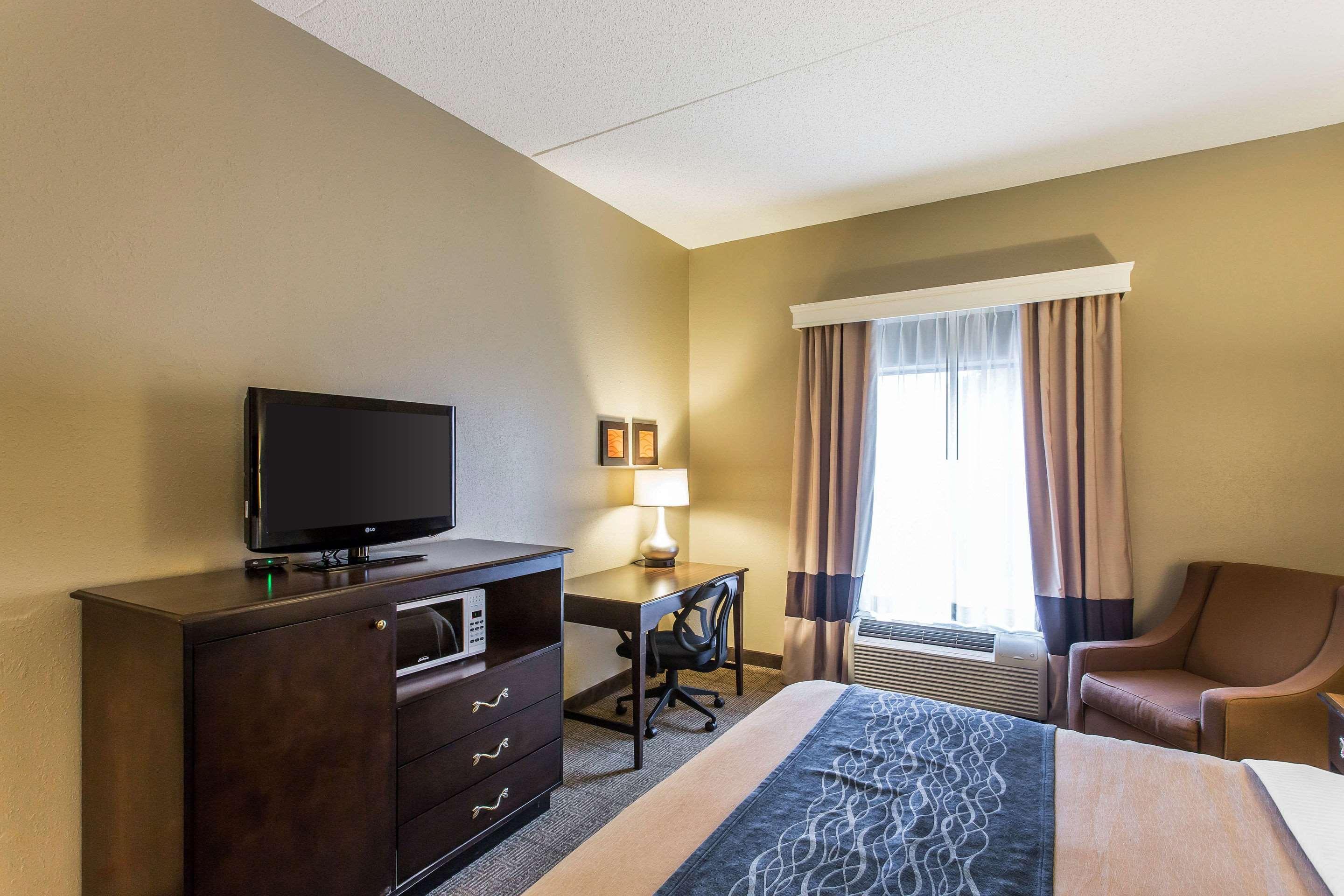 Comfort Inn & Suites Cookeville Bagian luar foto