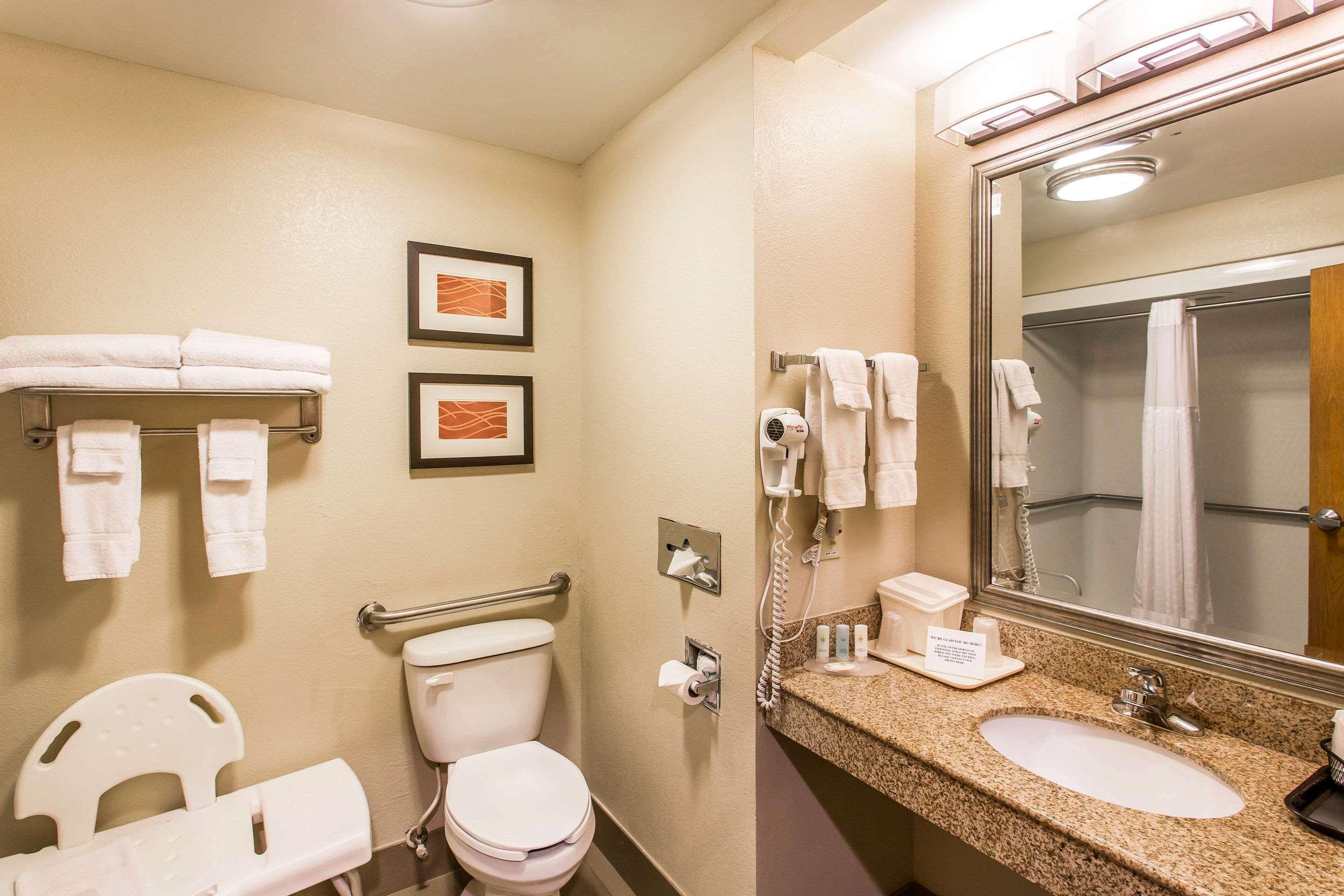 Comfort Inn & Suites Cookeville Bagian luar foto