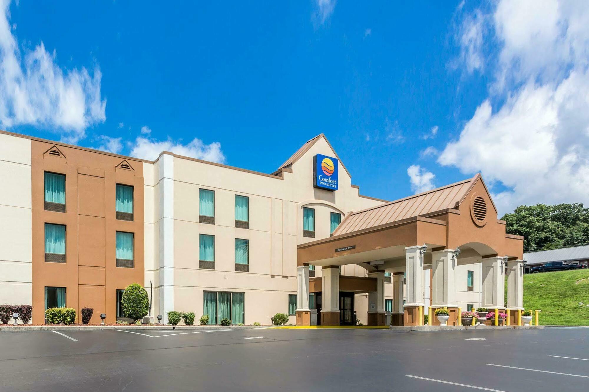 Comfort Inn & Suites Cookeville Bagian luar foto
